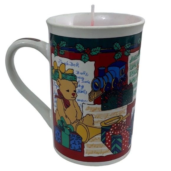 Christmas Candles Hand Poured Artisan Made Ceramic 10 OZ Cinnamon Scent 2 Pc Set - Picture 8 of 14